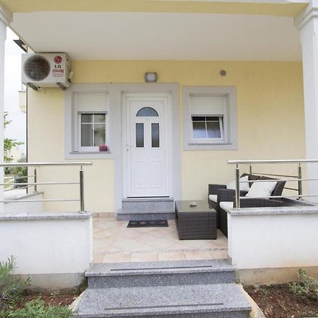 Apartments Rajci 罗维尼 外观 照片