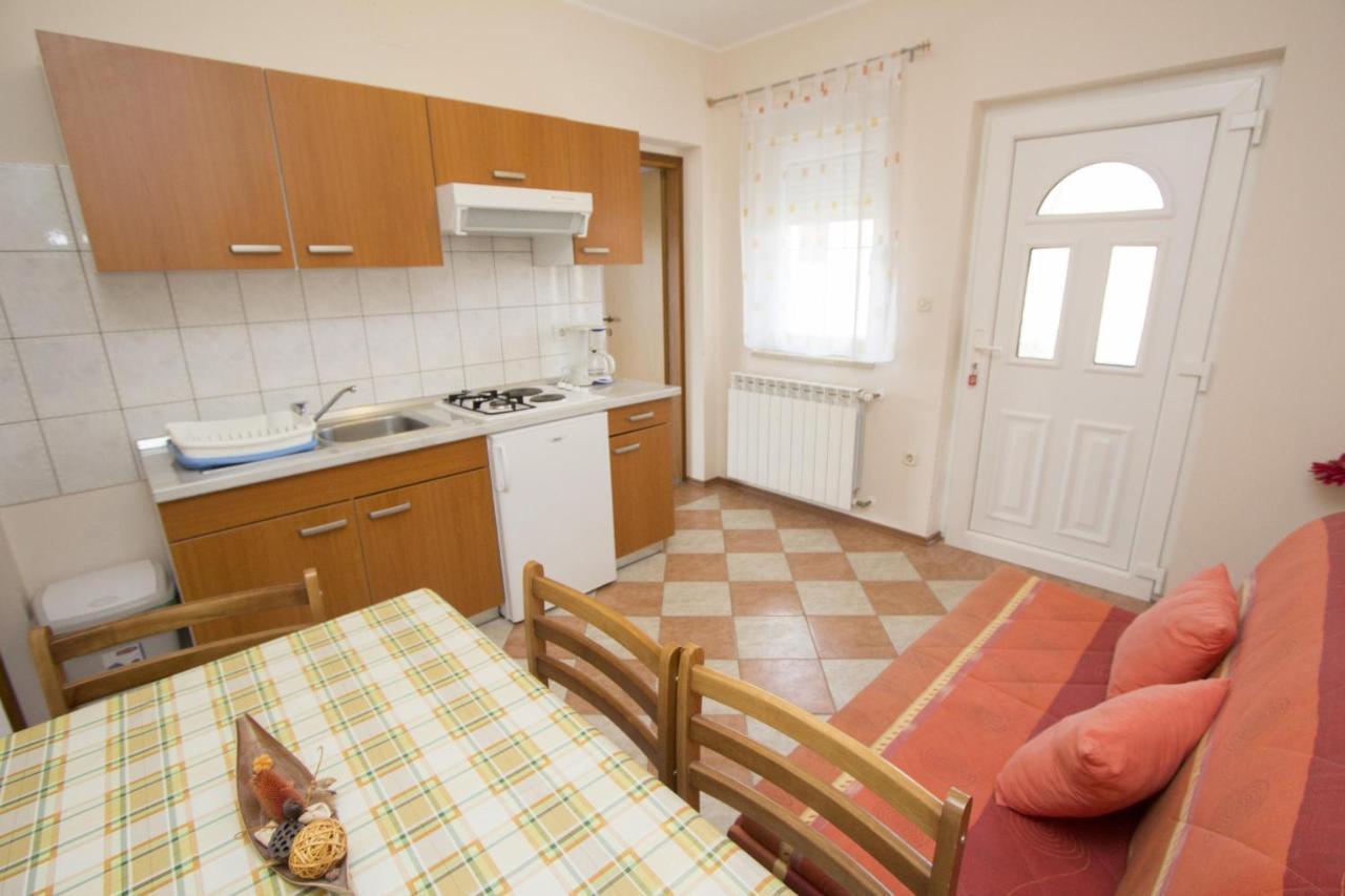 Apartments Rajci 罗维尼 外观 照片